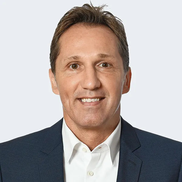 Adrian Knup